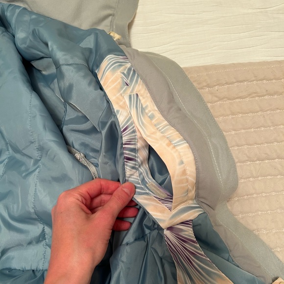 ROXY Jetty Insulated Snow Jacket - Picture 4 of 11